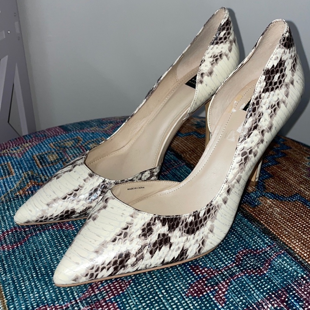 White House Black Market snake heels women’s size 9.5